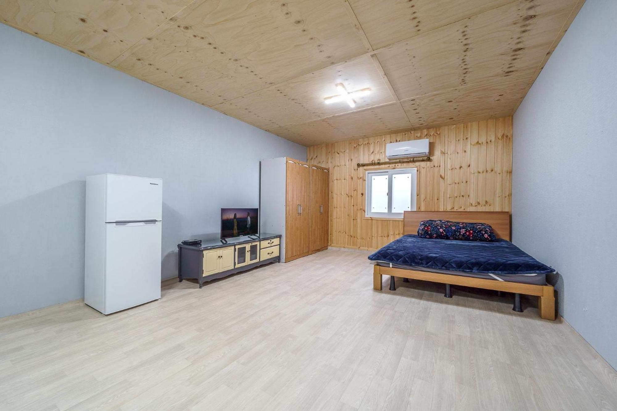 Goseong Jjun Camping Pension Goseong (Gangwon) Pokój zdjęcie